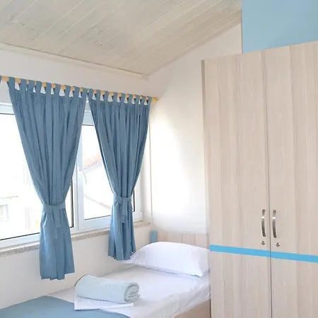 Oda ve Kahvaltı Open Doors