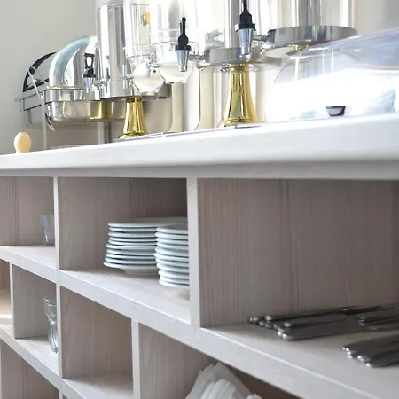 Open Doors 3* שקודר