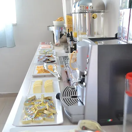 Open Doors שקודר