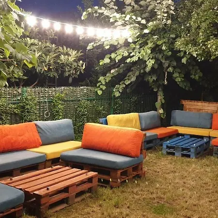 Oda ve Kahvaltı Open Doors